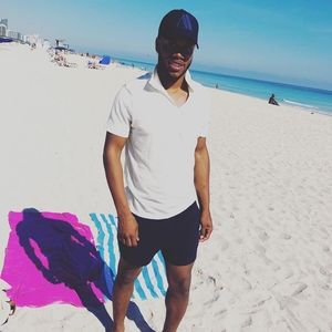 Meet your Posher, Gregory